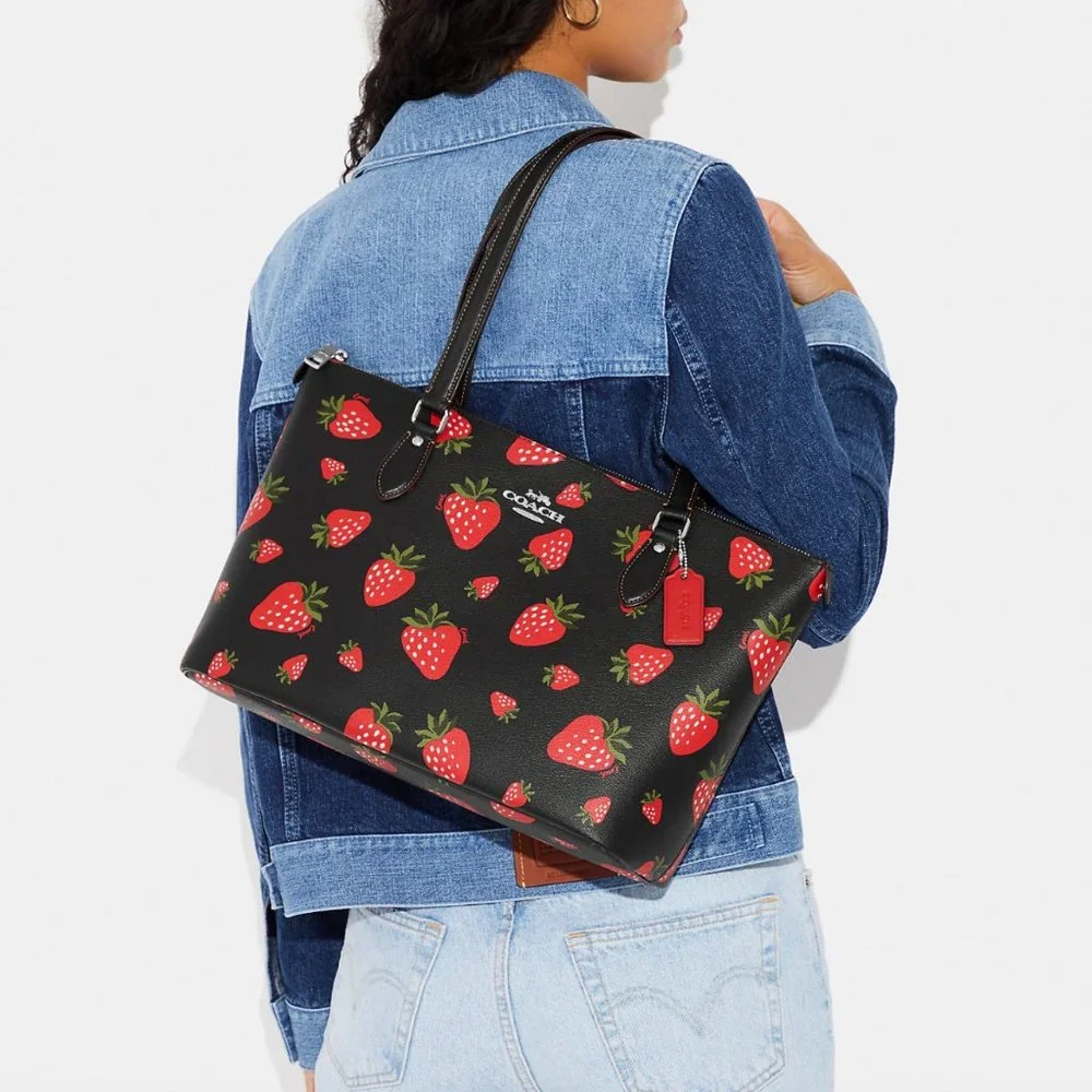 NWT Coach CH510 Gallery Tote With Wild Strawberry Print in Silver/Black Multi